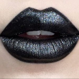 🐺Kat Von D everlasting glimmer veil Wizard